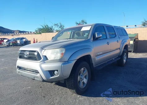 2015 Toyota Tacoma Prerunner V6 z USA, uszkodzony, nr VIN 3TMJU4GN2FM185093
